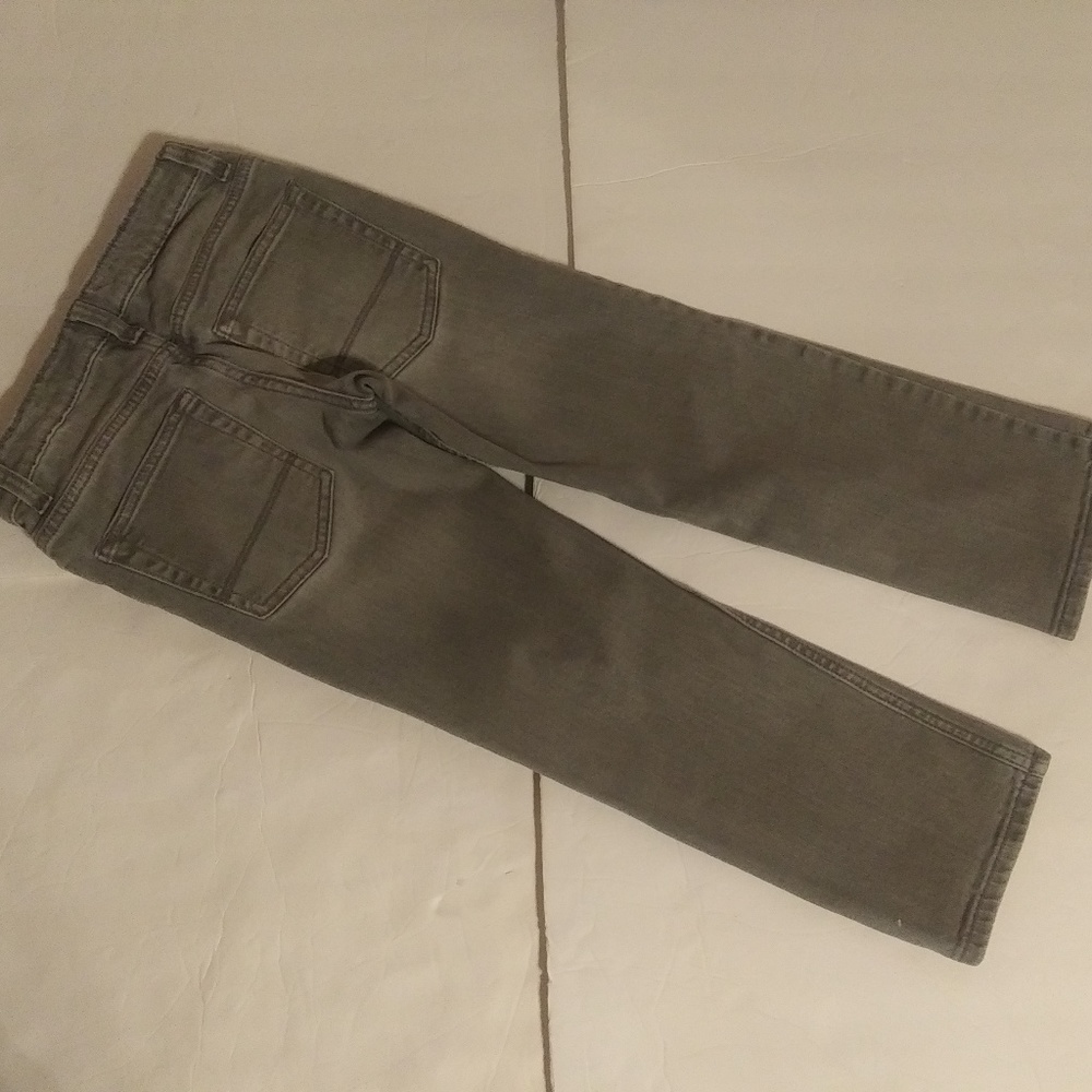 Cat & Jack boy's distressed gray jeans sz 8 - Picture 2 of 8